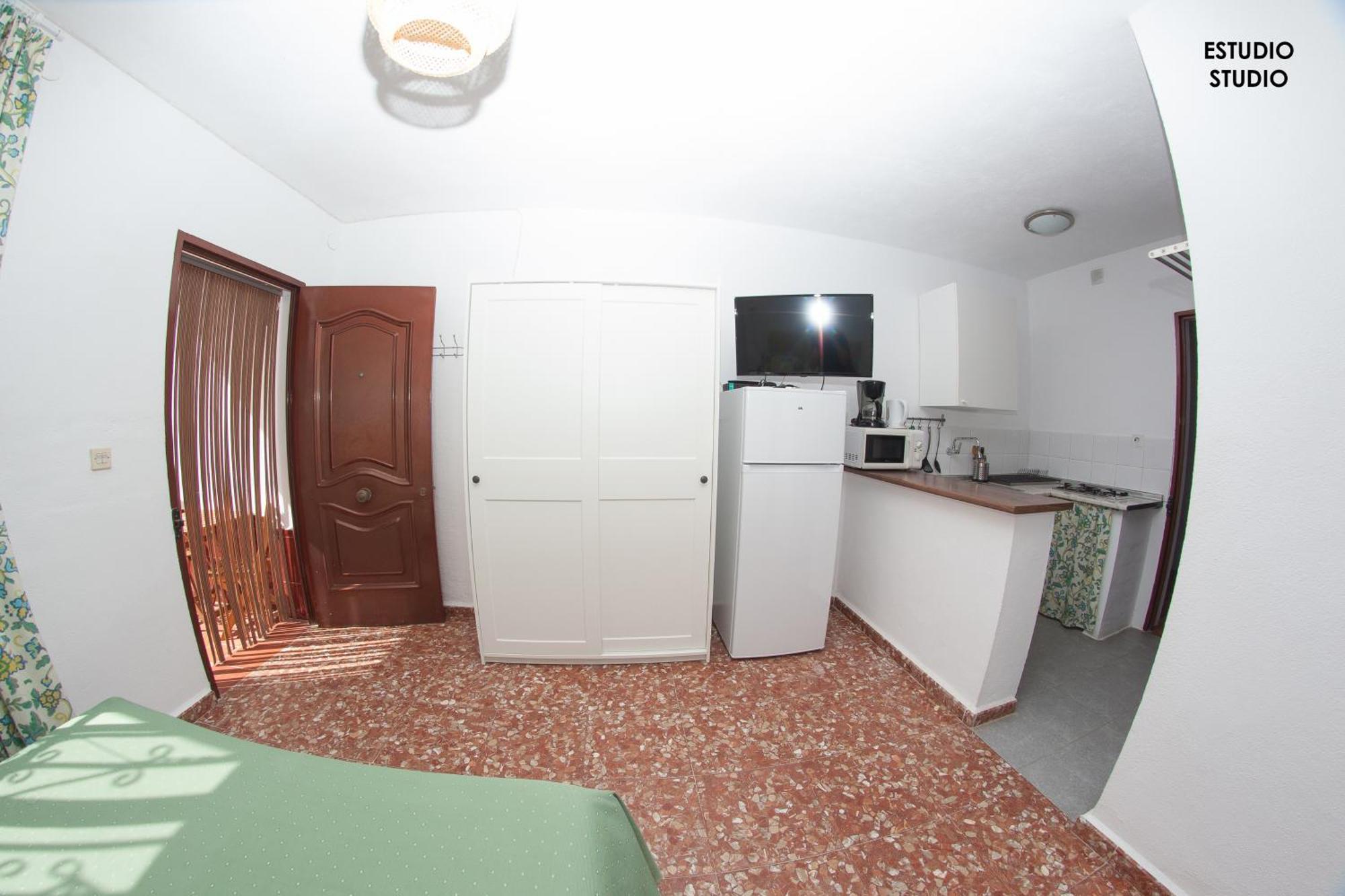 Apartamentos Rurales Santos Benajarafe Habitación foto